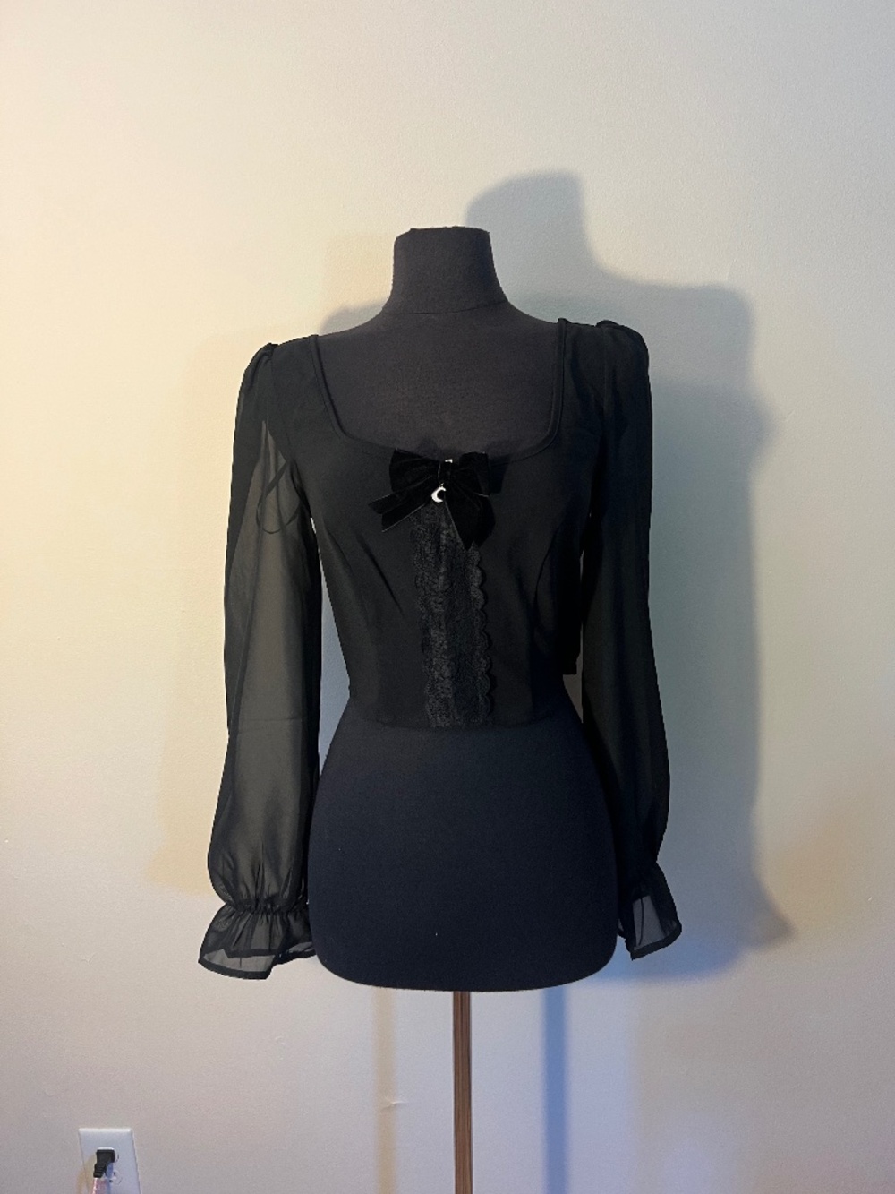 Hell Bunny Cropped Mesh Sleeve Top